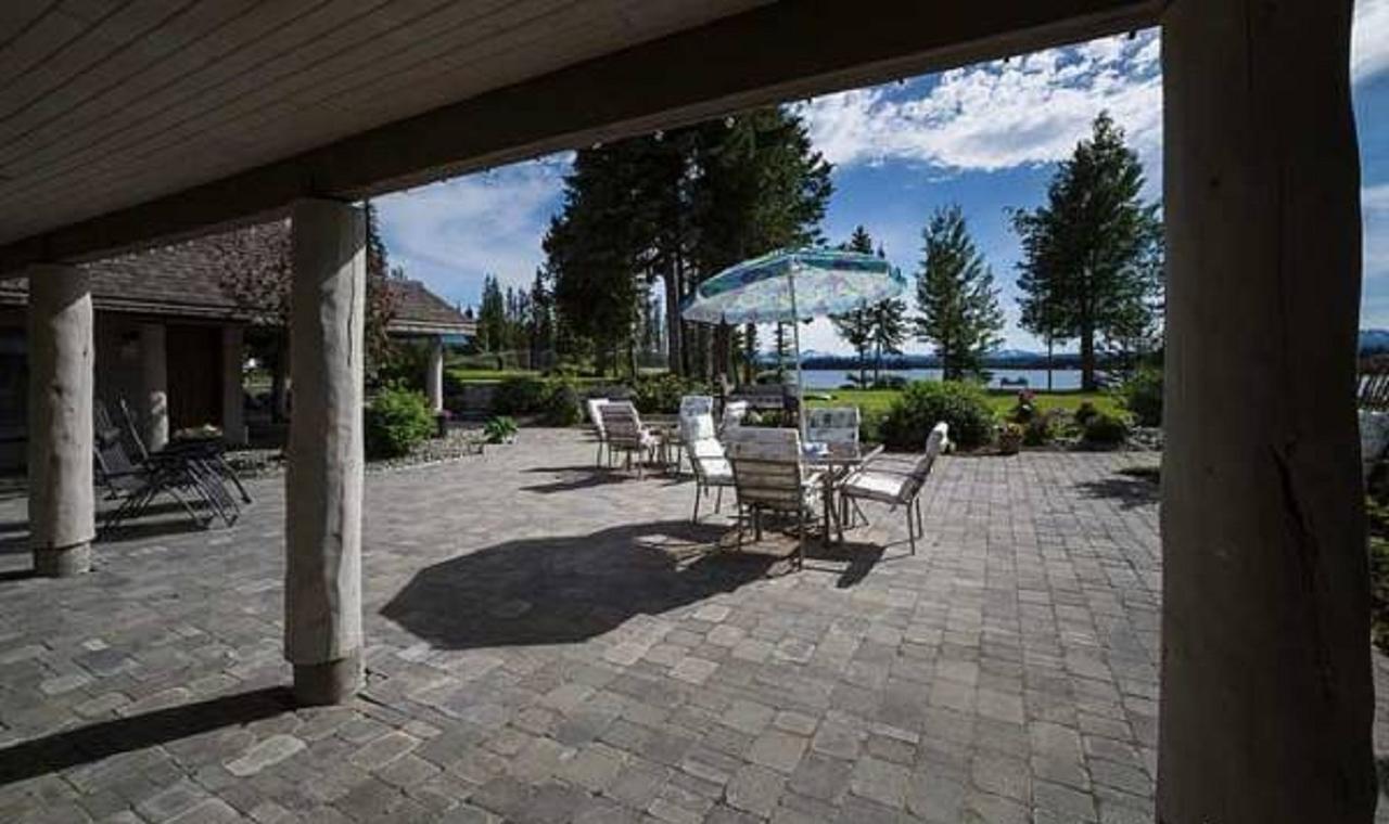 Retreat Wilderness Inn Nimpo Lake Exterior foto